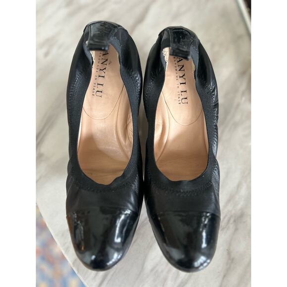 Anyi Lu Black Leather Stretchy Round Toe Slip On Heel - Picture 2 of 6